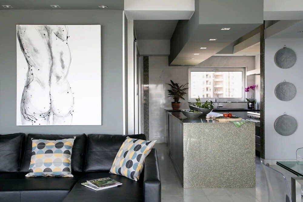 Апартаменты City Sea Business Suites 4*